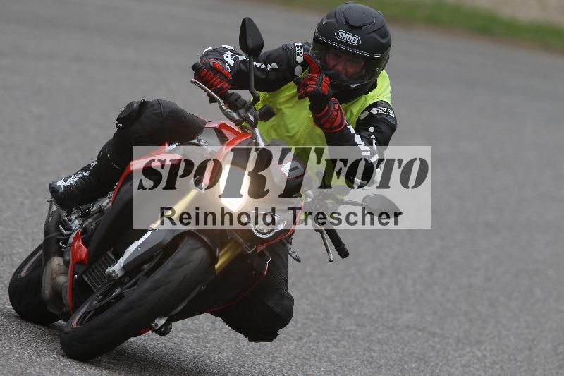 Archiv-2025/10 23.04.2025 Cornu Master School ADR/rot-rouge/0